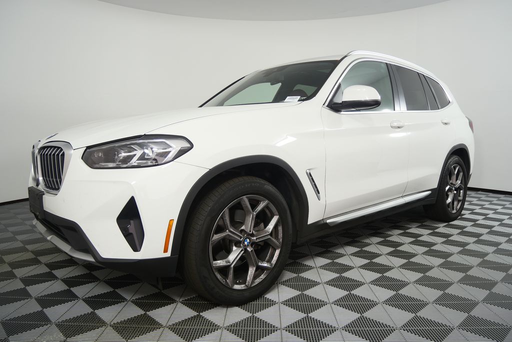 Thumbnail: 2022 BMW X3 - 8
