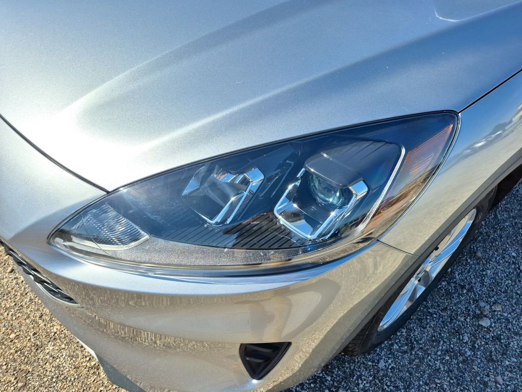 2022 Ford Escape Hybrid SE - 9