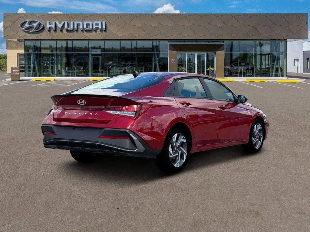 New 2025 Hyundai Elantra SEL Sport New 2025 Hyundai Elantra SEL Sport