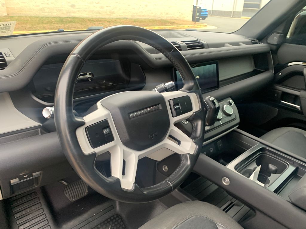 Thumbnail: 2021 Land Rover Defender - 5