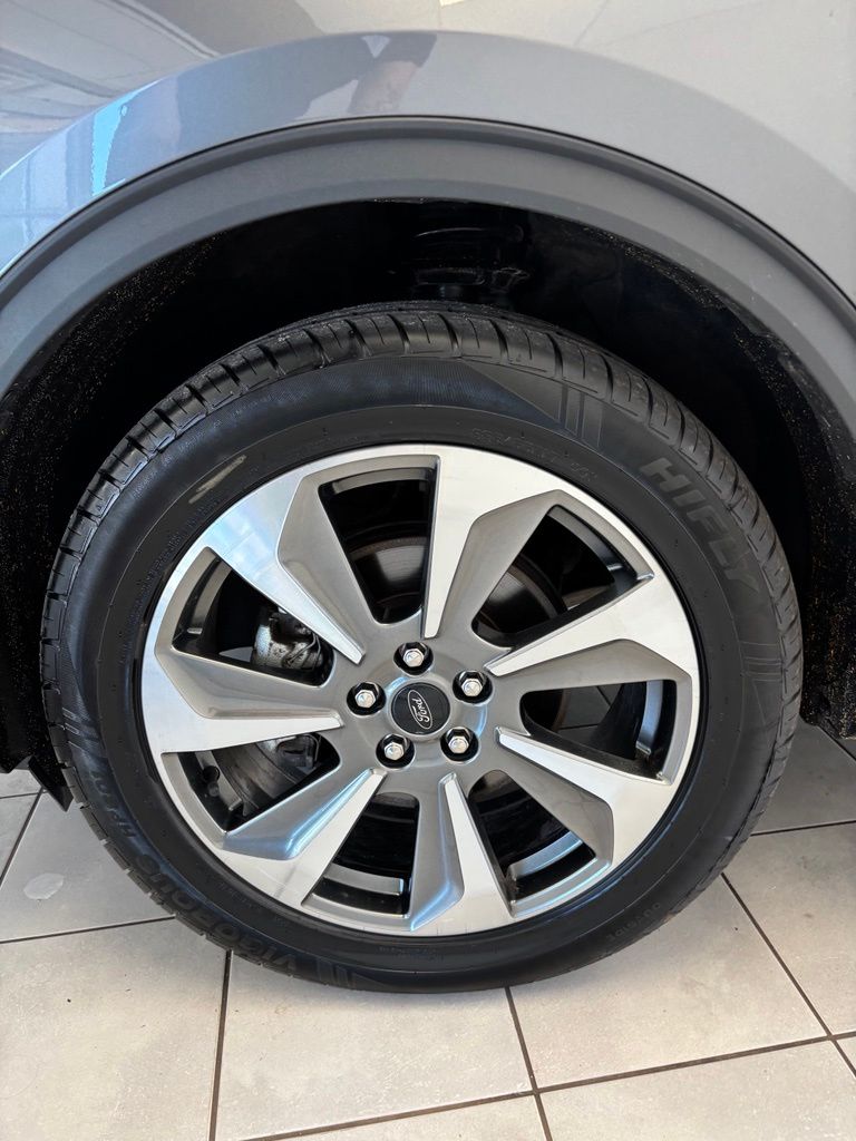 Used 2024 Ford Escape SUV