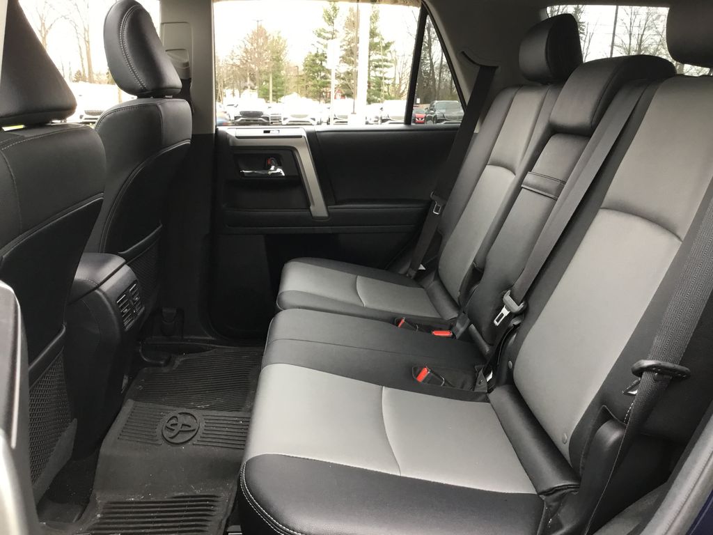 Thumbnail: 2024 Toyota 4Runner - 12