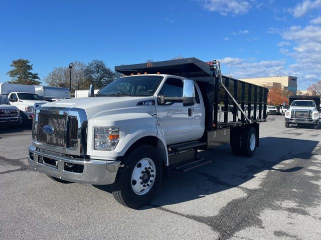 2026 Ford F-650 Gas 