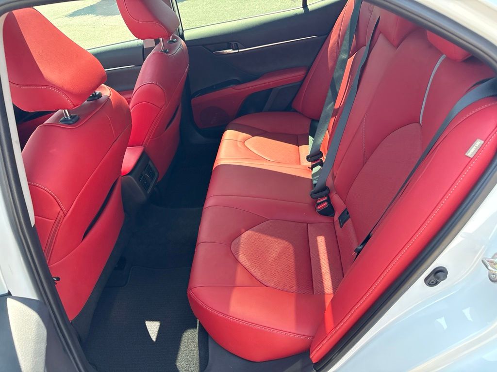 Thumbnail: 2019 Toyota Camry - 20