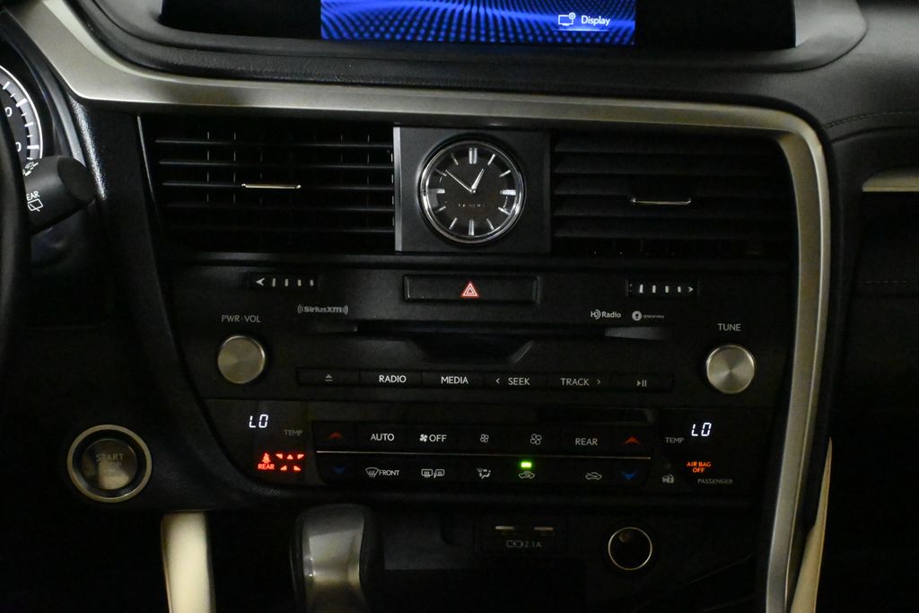 2022 Lexus RX 350L 24