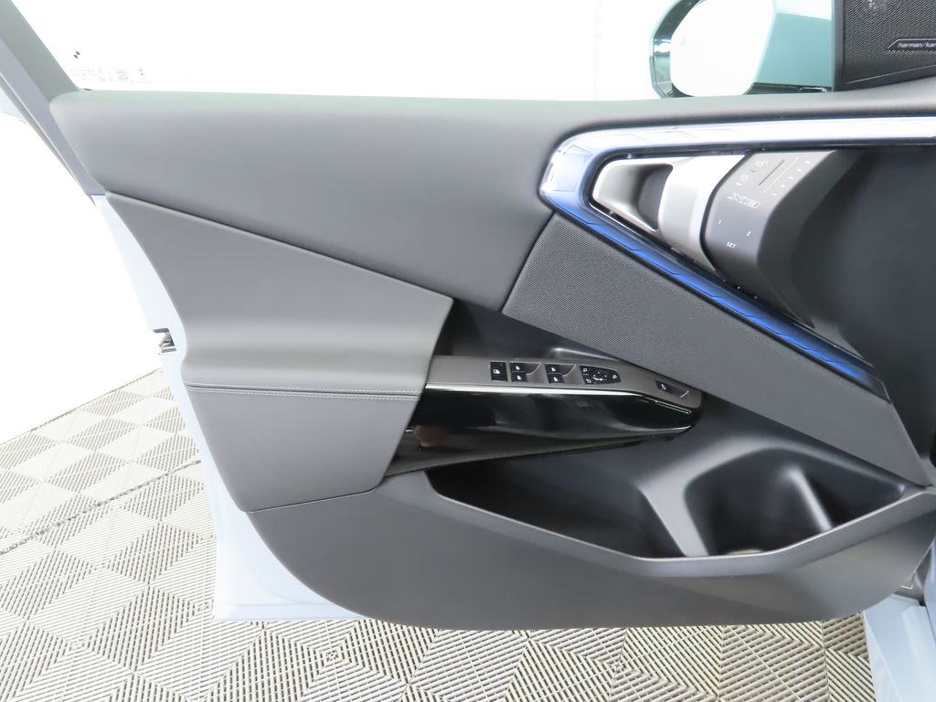 Thumbnail: 2026 BMW X3 - 24