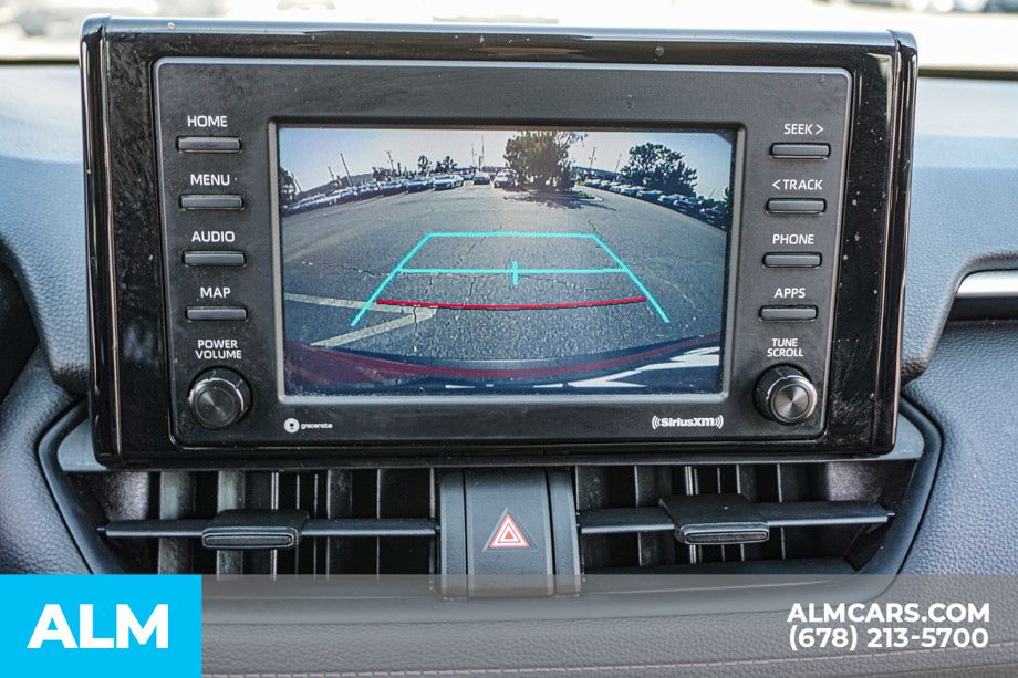 2021 Toyota RAV4 LE - Photo 37