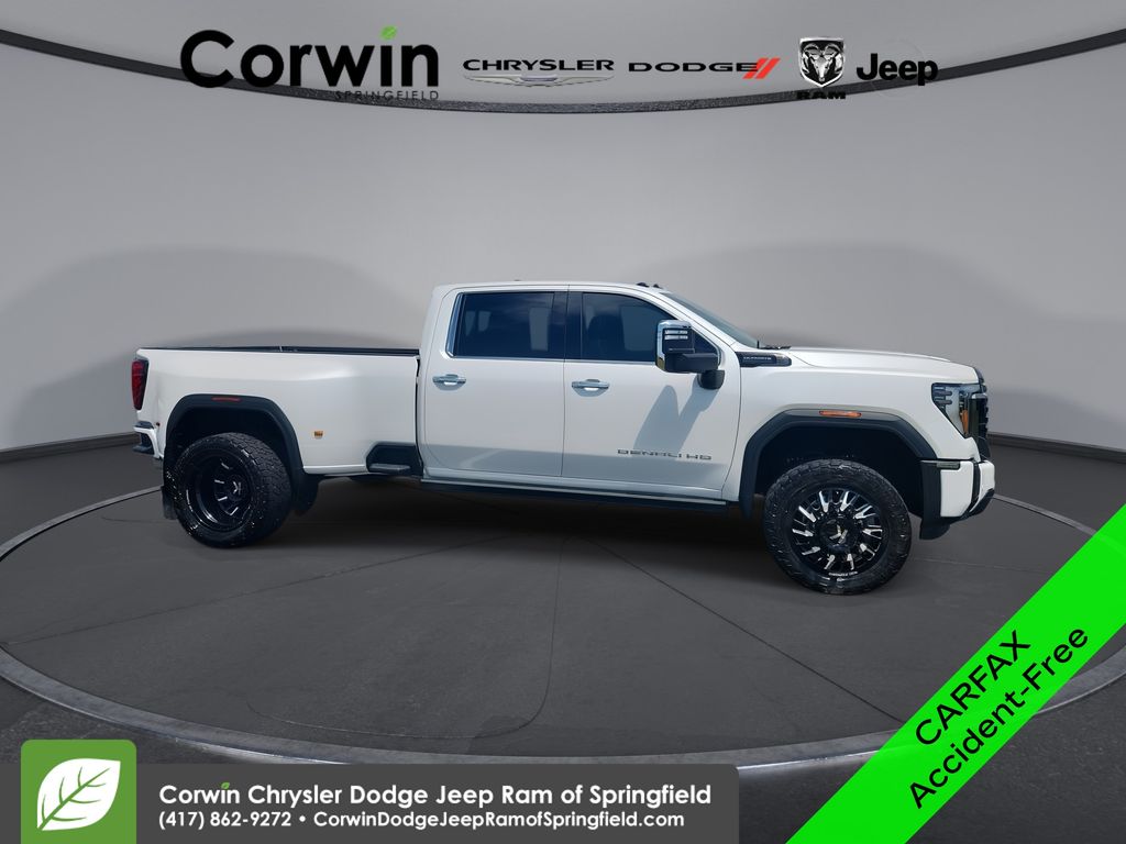 2024 GMC Sierra 3500HD Denali Ultimate Crew Cab 4WD