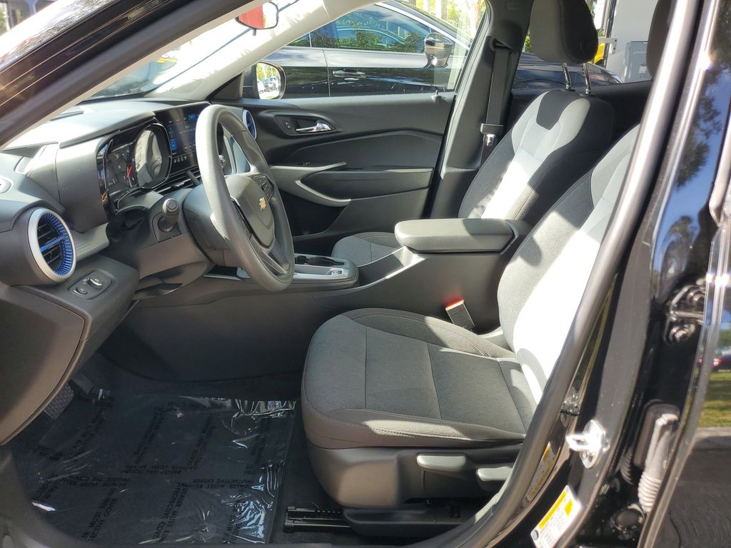 used 2024 Chevrolet Trax car, priced at $17,698