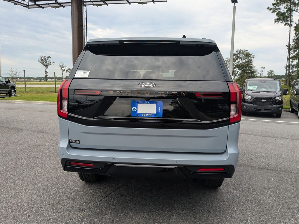 2025 Ford Expedition Tremor