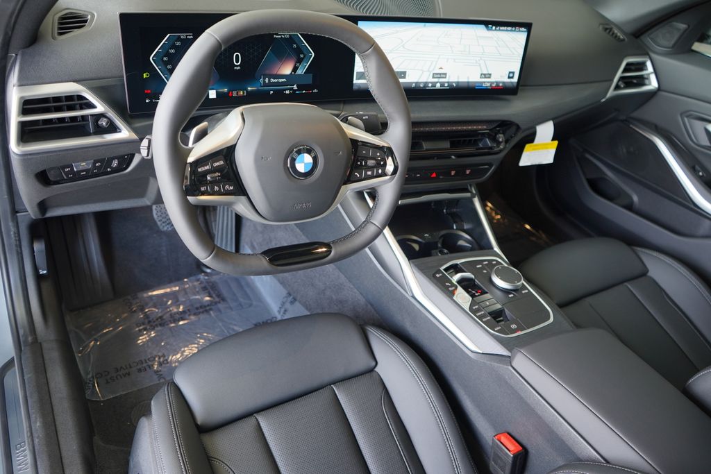 Thumbnail: 2026 BMW 3 Series - 12