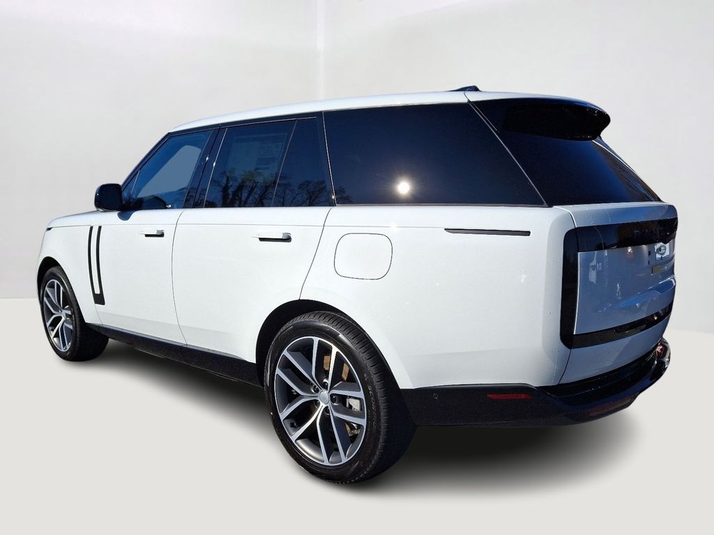 2025 Land Rover Range Rover SE 4