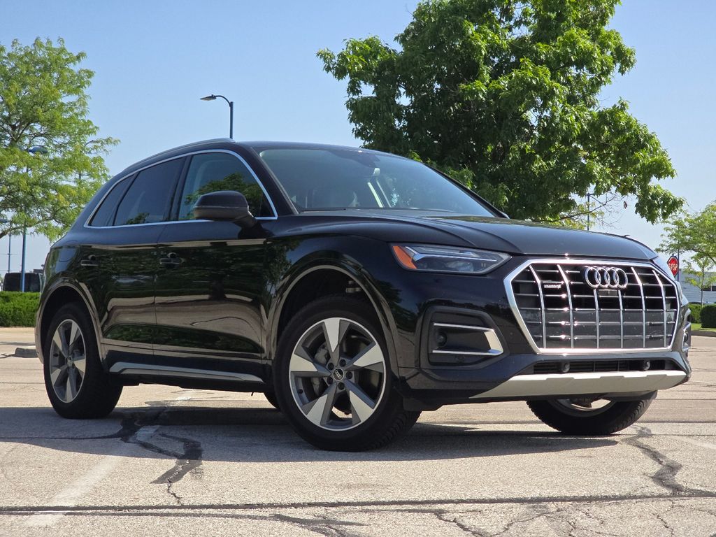 Used 2023 Black Audi 40 Premium Plus image 2