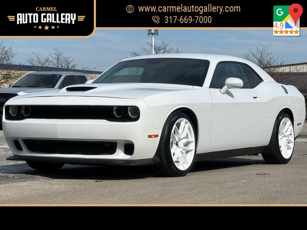 White Knuckle Clearcoat 2021 Dodge Challenger Coupe Rear-Wheel Drive 8-Speed Automatic