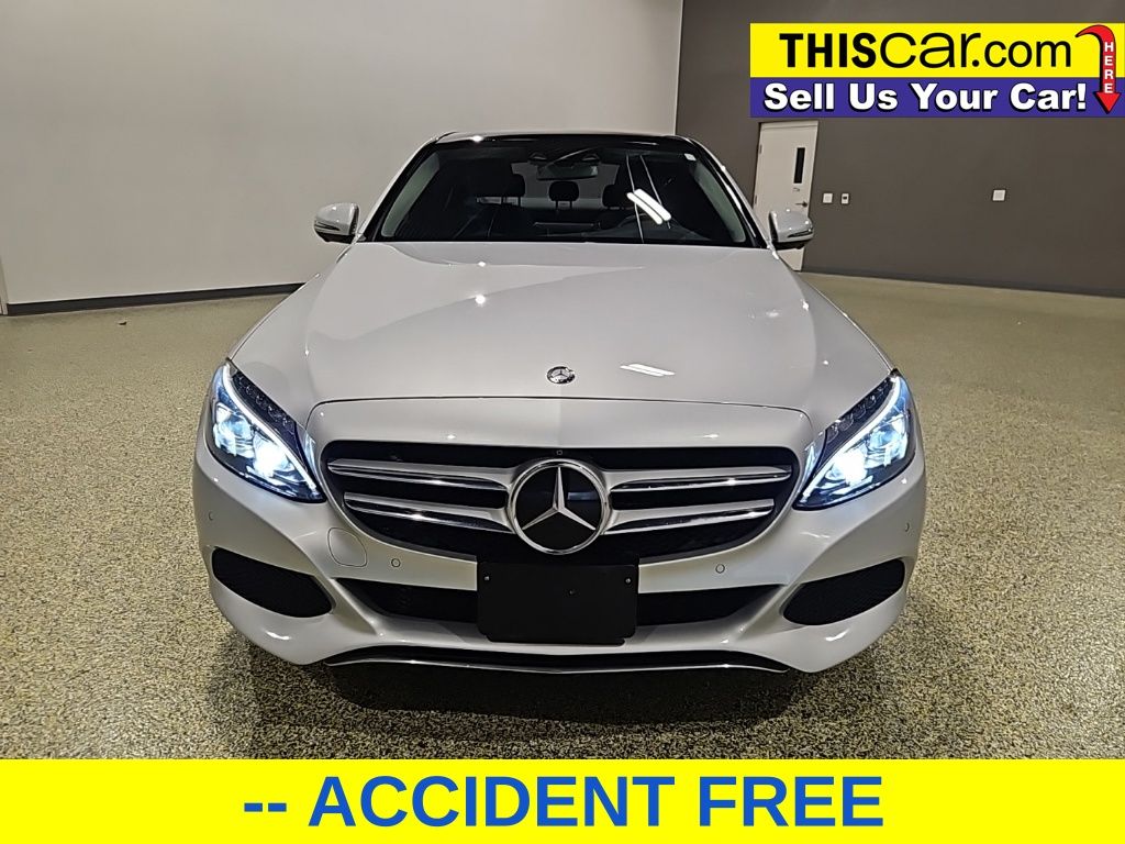 2016 Mercedes Benz C 300 photo 2