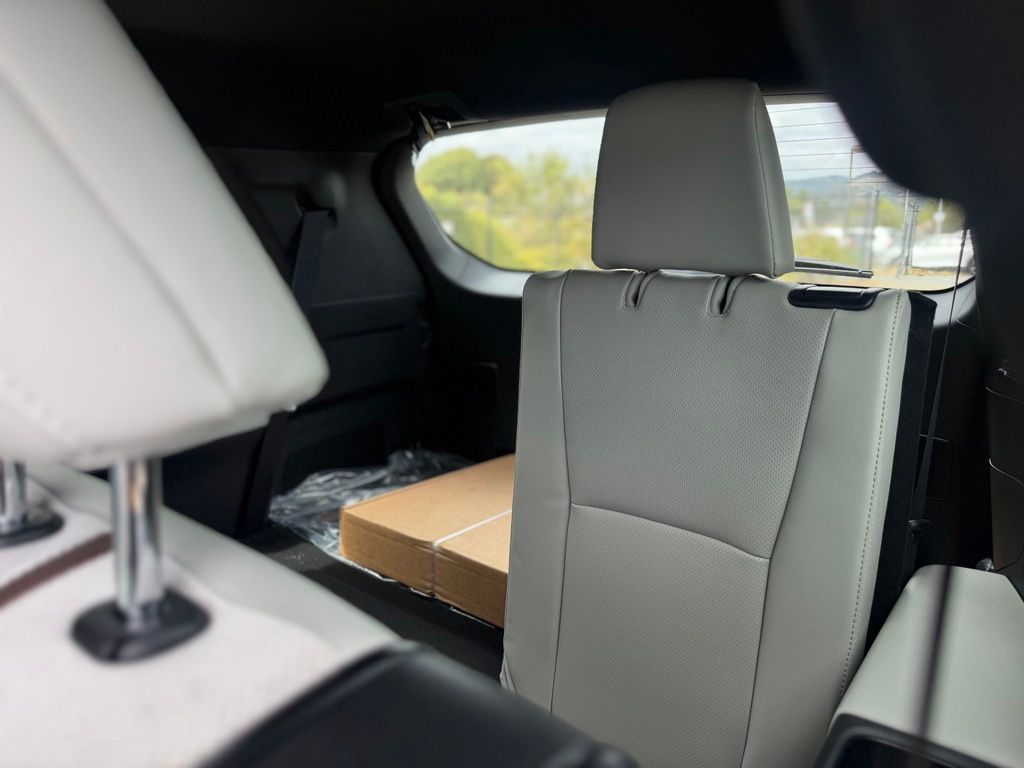 New 2026 Toyota Grand Highlander Hybrid SUV