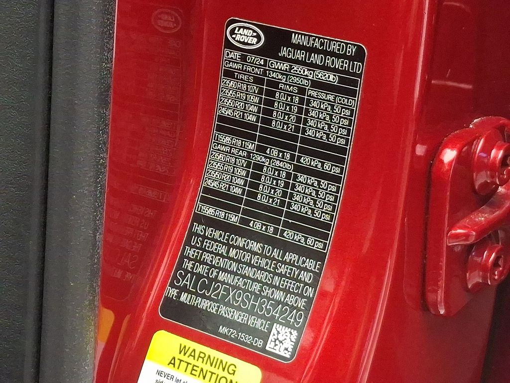 Thumbnail: 2025 Land Rover Discovery Sport - 29