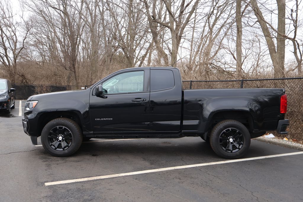 Thumbnail: 2022 Chevrolet Colorado - 5