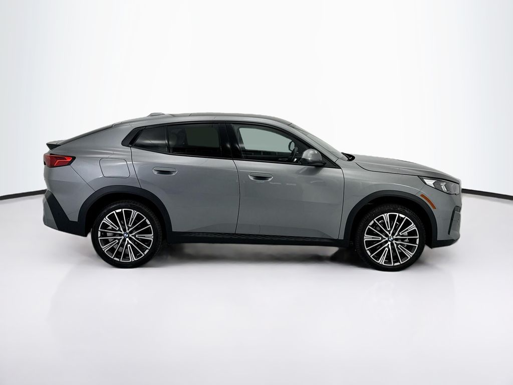 Thumbnail: 2026 BMW X2 - 4