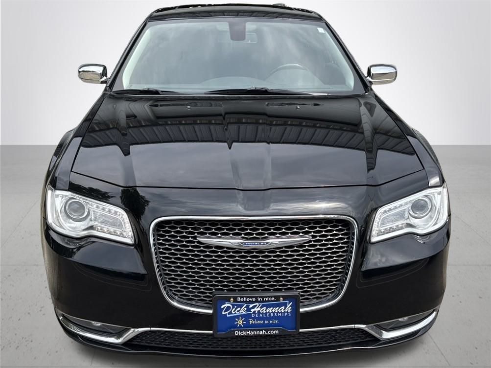 2017 Chrysler 300 C
