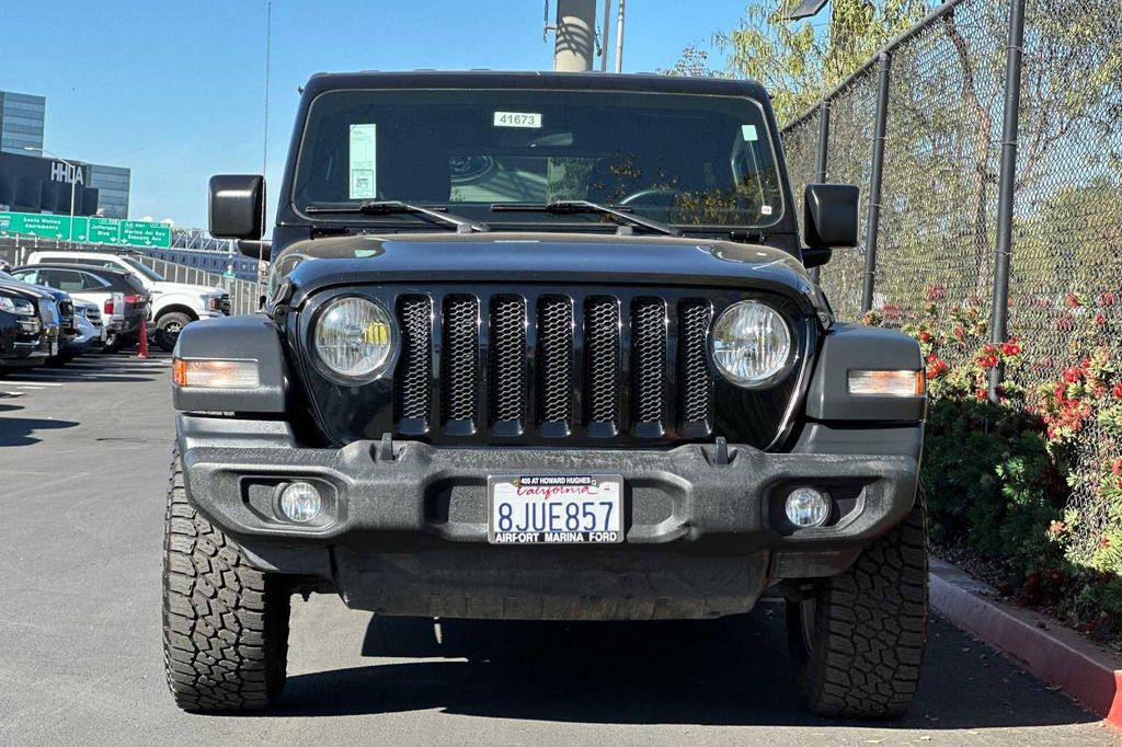 2018 Jeep Wrangler Unlimited Sport S 11