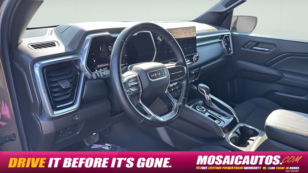 2023 GMC Canyon