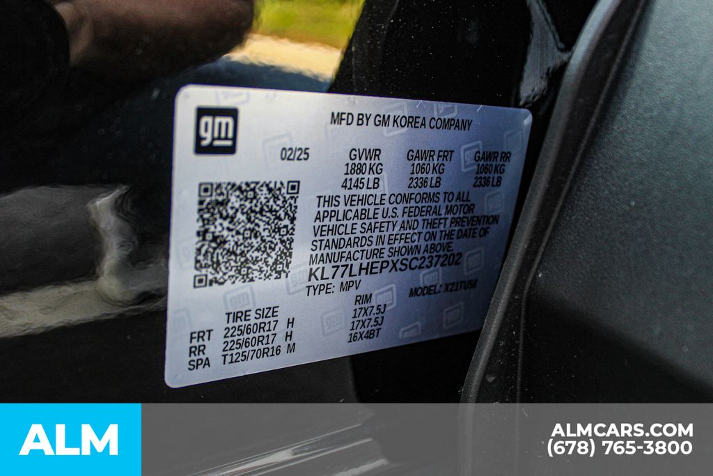 Used 2025 Black Chevrolet LT image 44