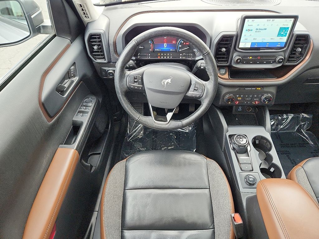 Thumbnail: 2022 Ford Bronco Sport - 11