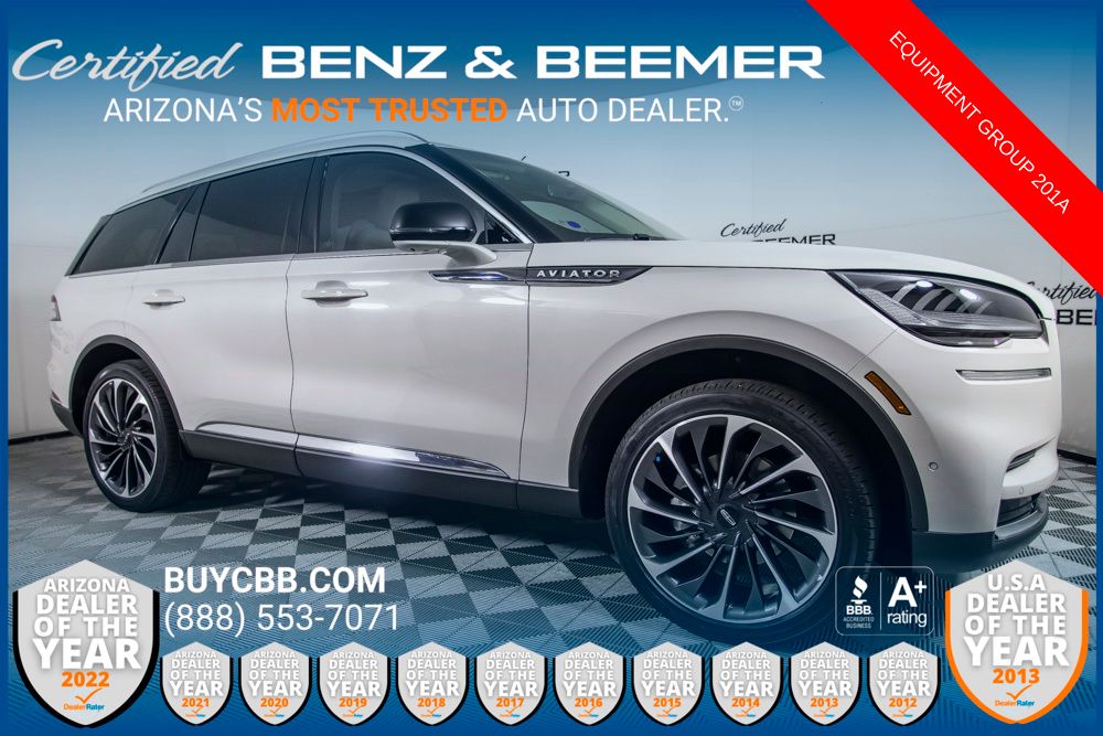 Pearl Metallic 2024 Lincoln Aviator Reserve AWD SUV / Crossover All-Wheel Drive Automatic