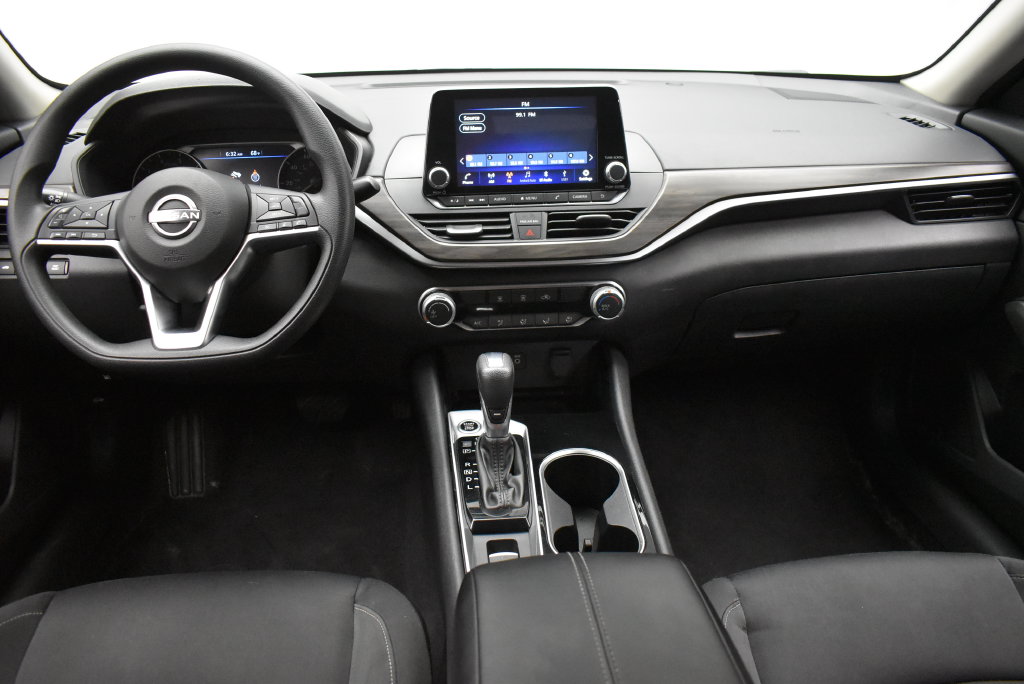 Thumbnail: 2024 Nissan Altima - 25