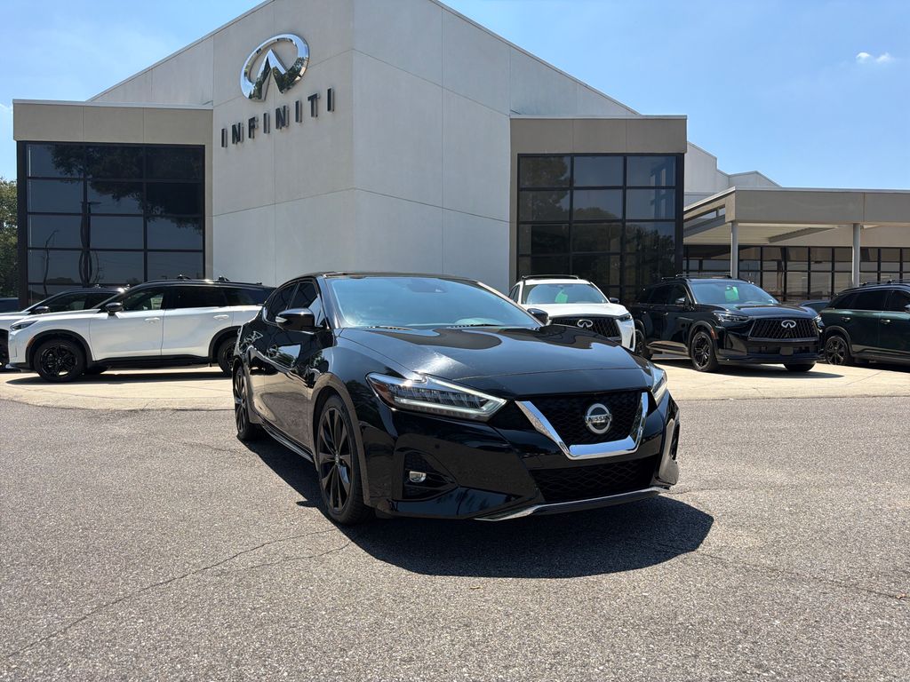 Super Black 2019 Nissan Maxima Sedan Front-Wheel Drive Continuously Variable Transmission