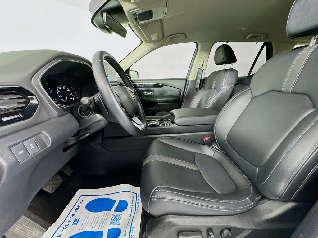 Used Car 2025 Honda Pilot  Ex-l For Sale Under $40,000 In Austin, Texas