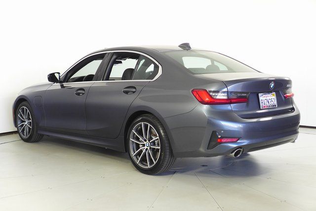 2021 BMW 3 Series 330e iPerformance 9