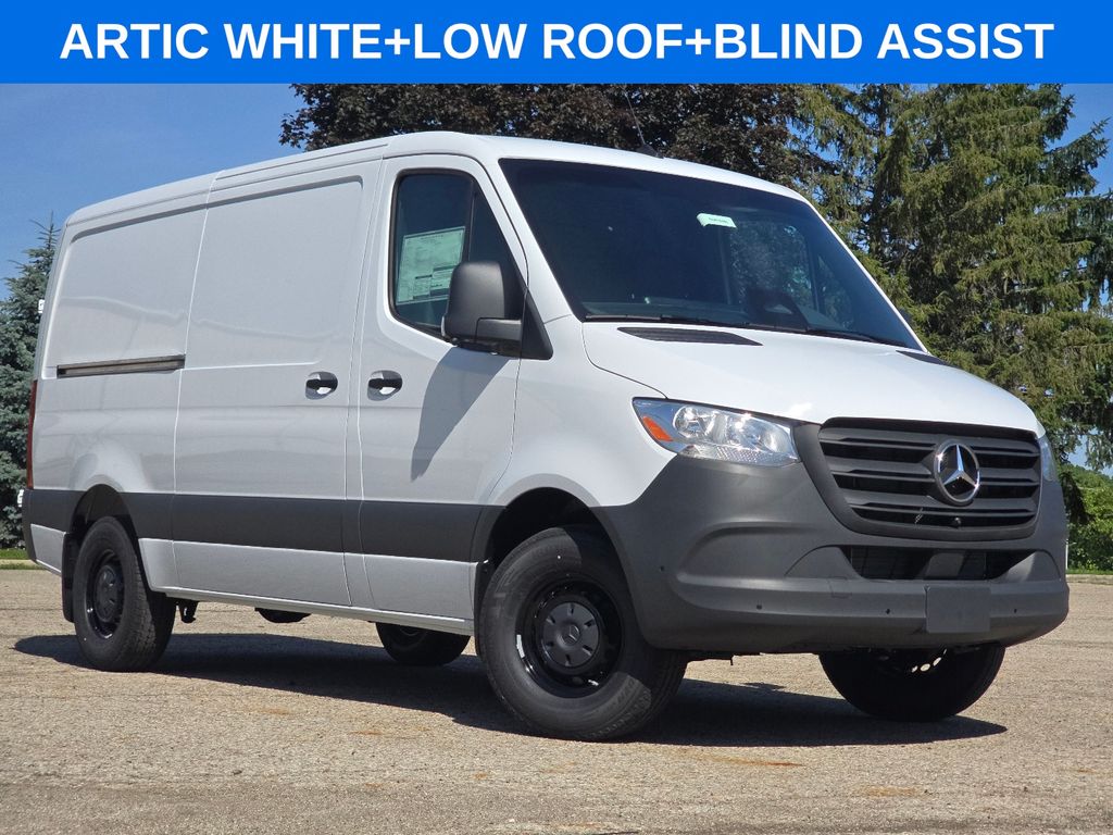 2026 Mercedes-Benz Sprinter 2500 Cargo 144 WB