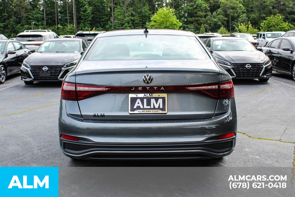 Used 2025 Gray Volkswagen 1.5T Sport image 11