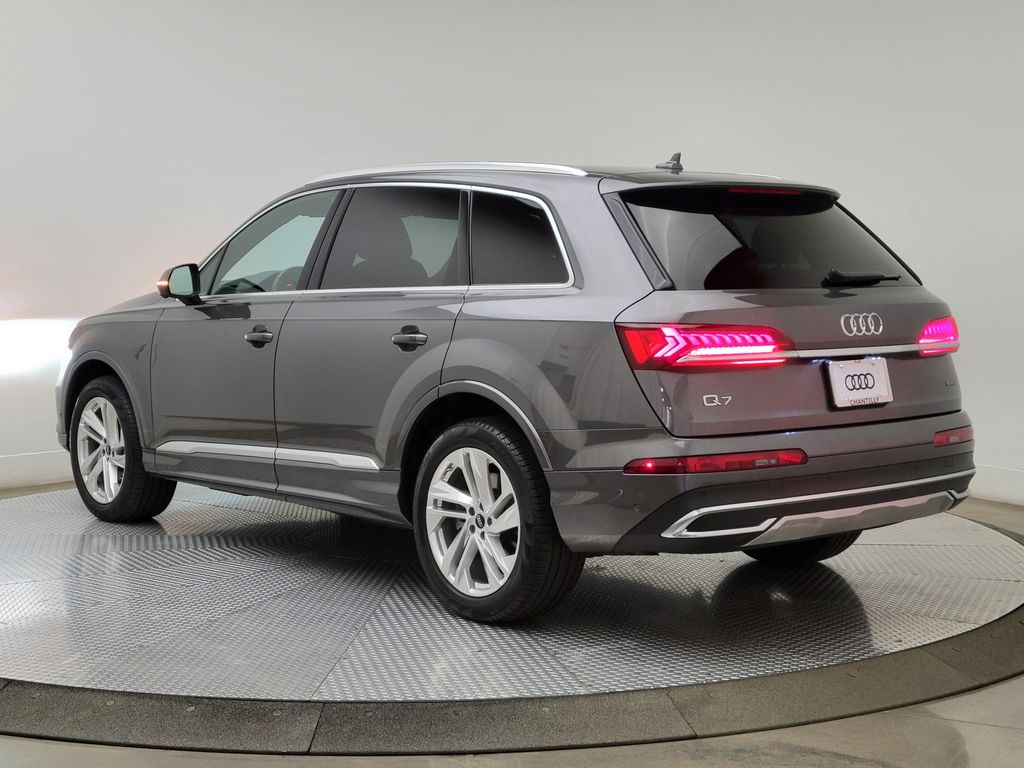Thumbnail: 2023 Audi Q7 - 4