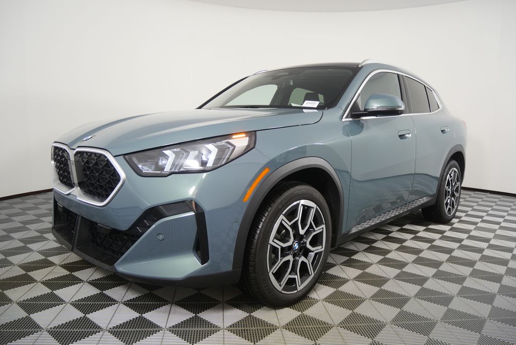 Thumbnail: 2025 BMW X2 - 8