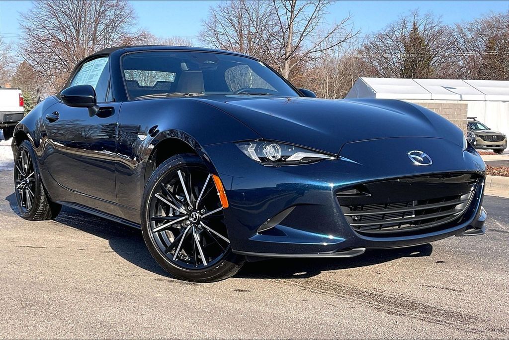 Crystal Blue 2025 Mazda MX-5 Miata Grand Touring RWD Convertible Rear-Wheel Drive 6-Speed Manual