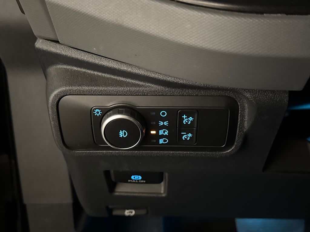 Certified Used 2022 Black Ford Black Diamond image 18