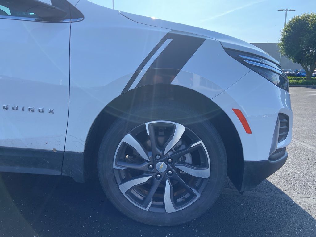 2022 Chevrolet Equinox LT 10