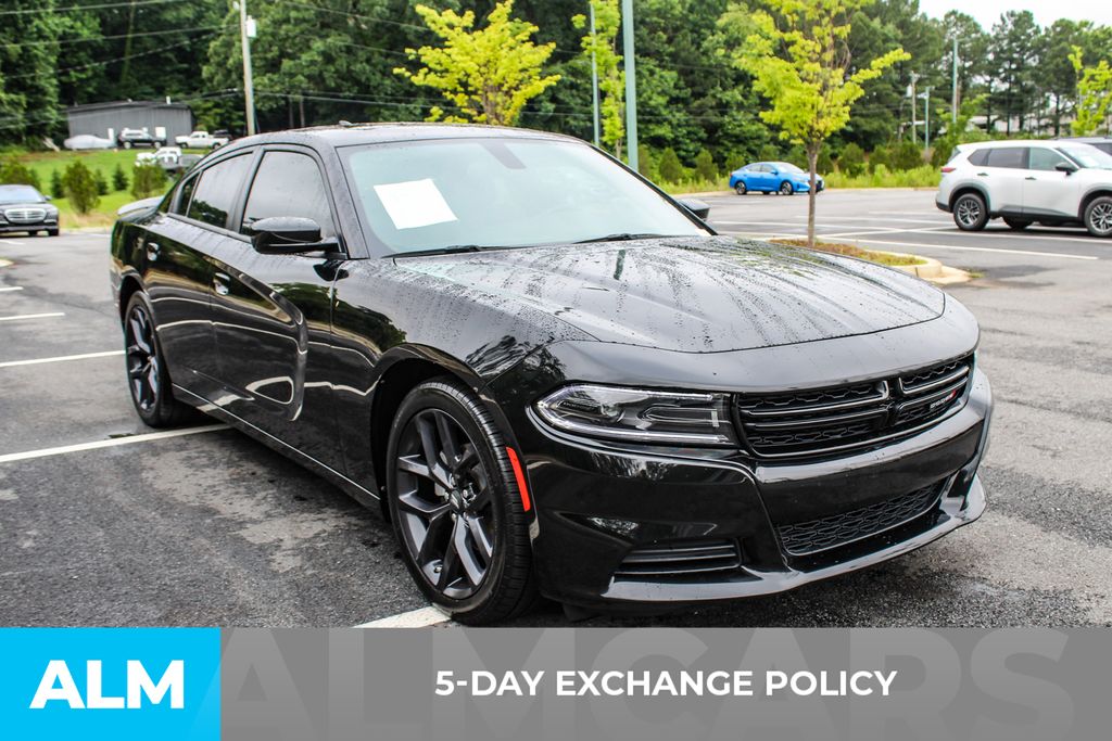 Used 2023 Black Dodge SXT image 4