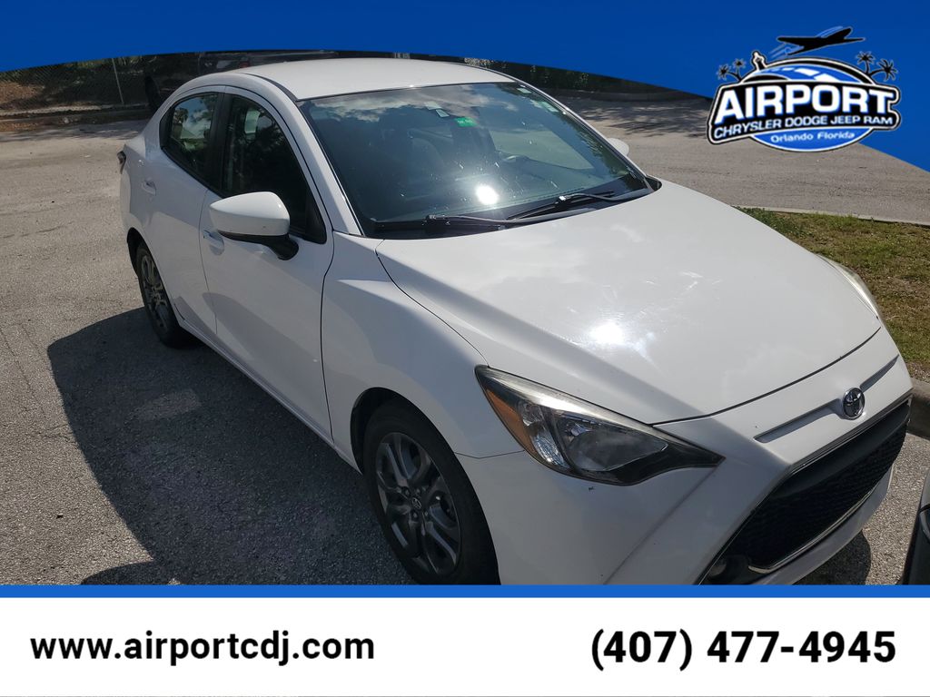 Frost 2019 Toyota Yaris Sedan Front-Wheel Drive 6-Speed Automatic