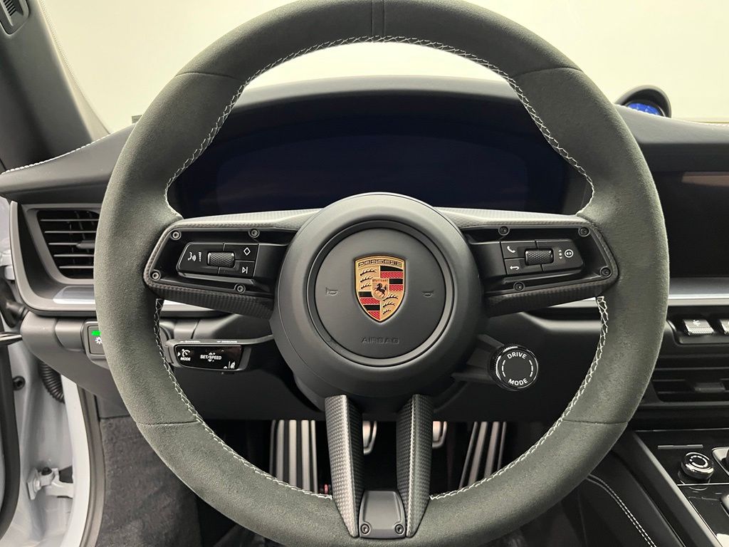 Thumbnail: 2025 Porsche 911 - 12