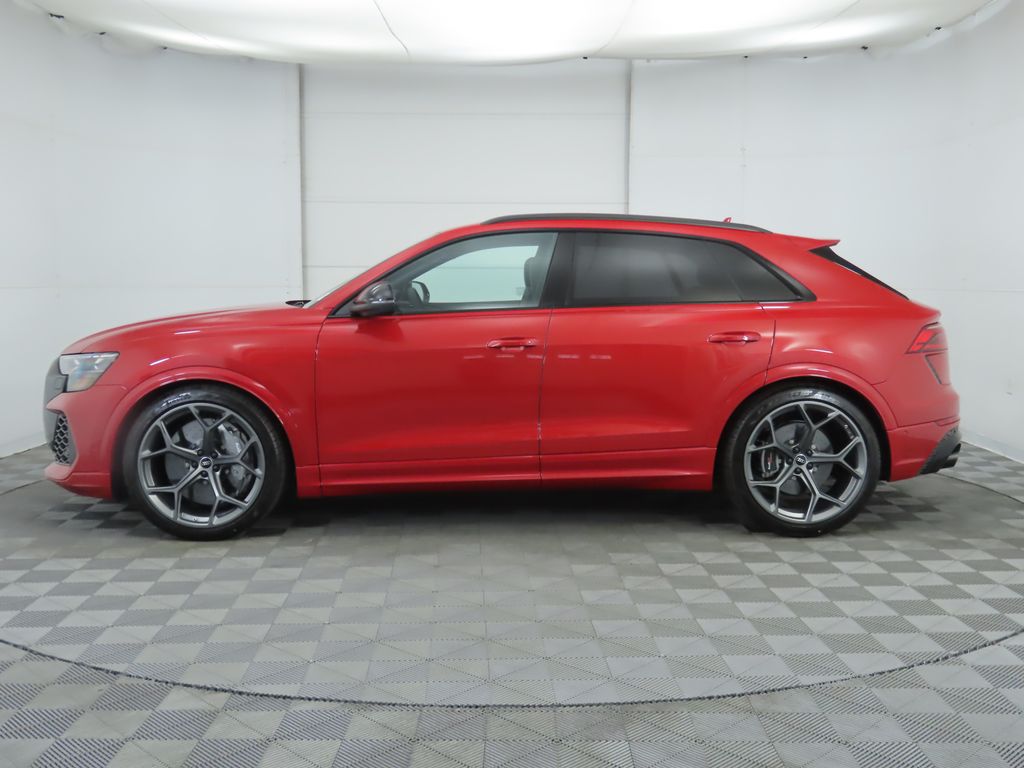 Thumbnail: 2025 Audi RS Q8 - 8