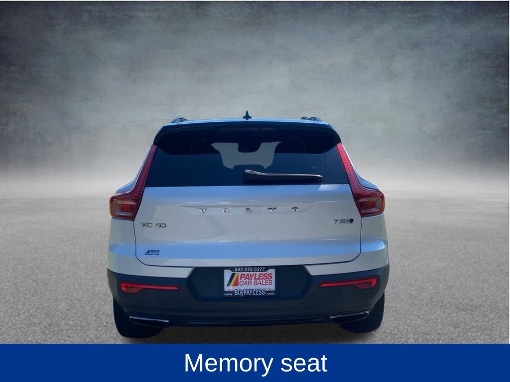 2019 Volvo XC40 R-Design - 7