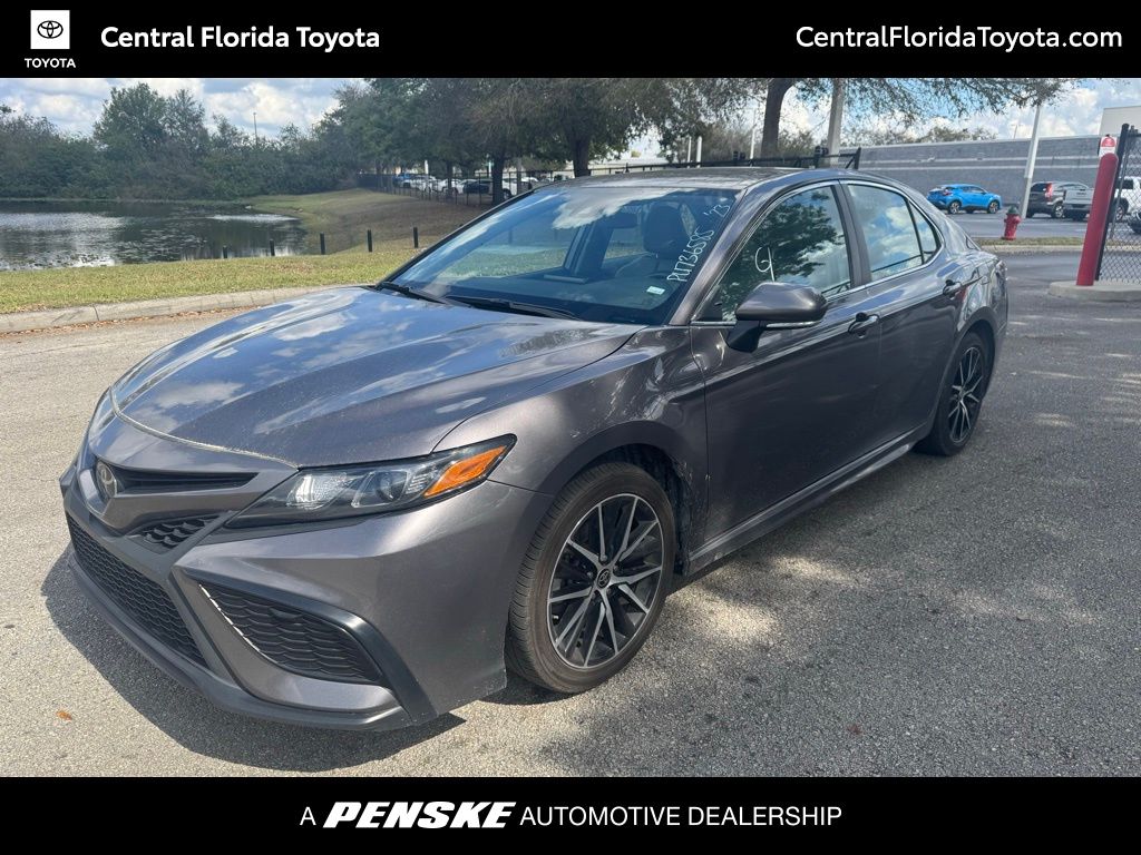 2023 Toyota Camry SE -
                Orlando, FL