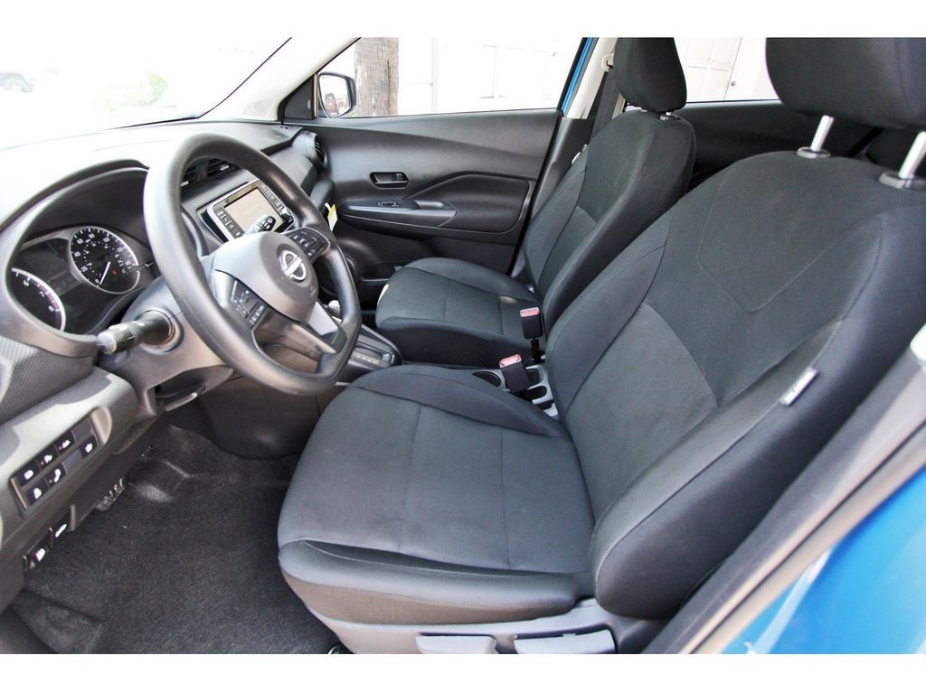 2025 Nissan Kicks Play S - 5