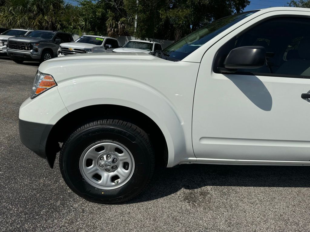 2019 Nissan Frontier S 11