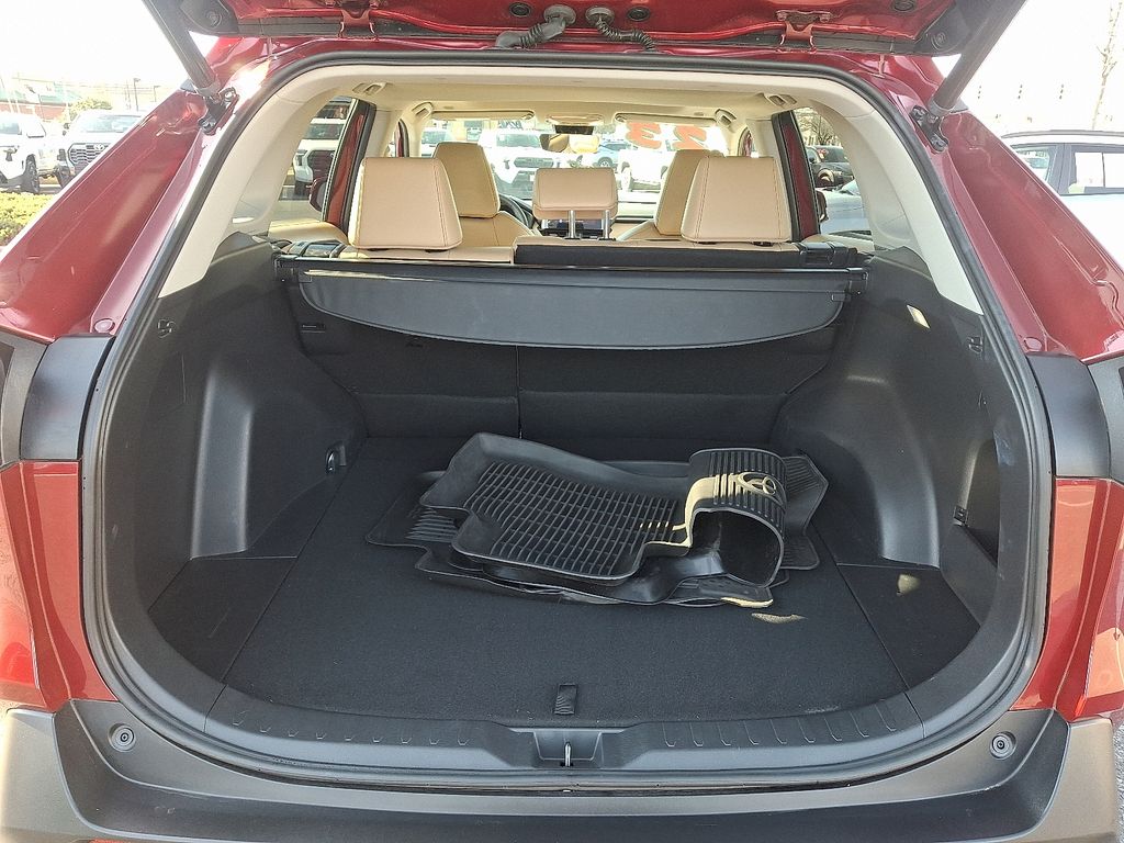 Thumbnail: 2023 Toyota RAV4 - 29