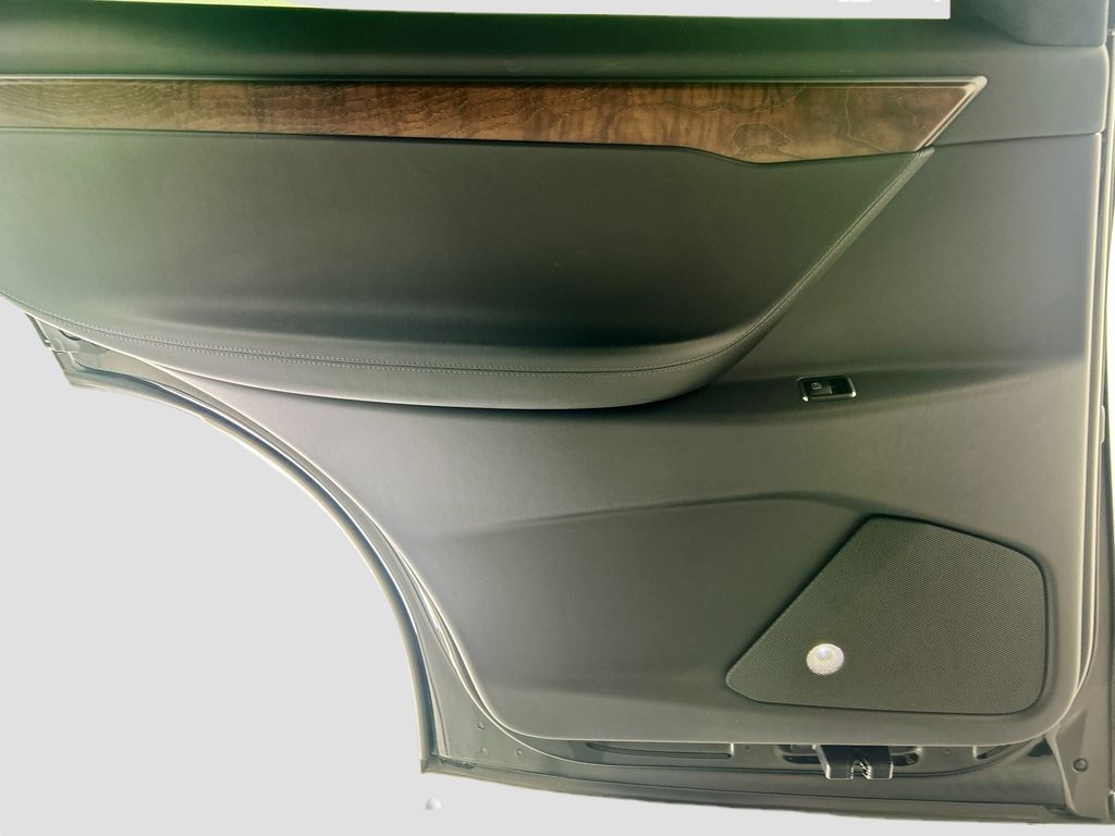 Thumbnail: 2018 Tesla Model X - 25